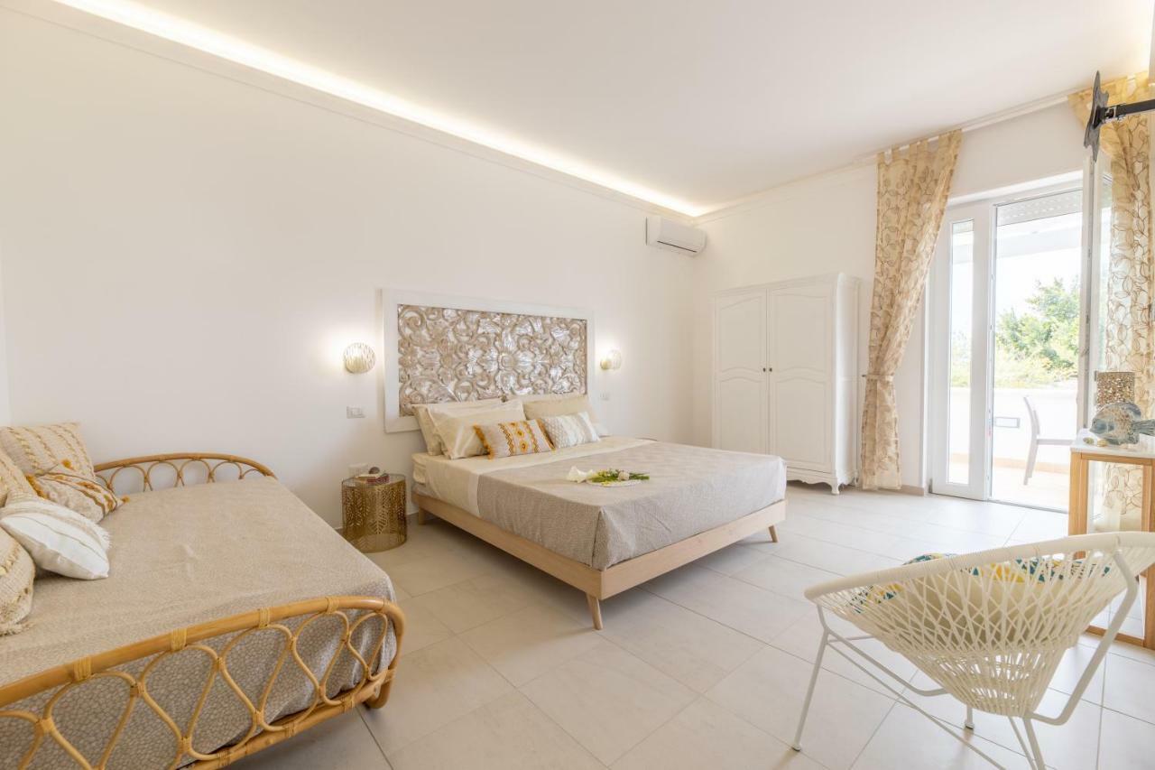 Oro Blu Hotel Torre Suda Kültér fotó